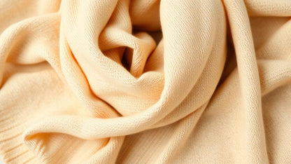 Lyst og mykt beige kasjmirskjerf