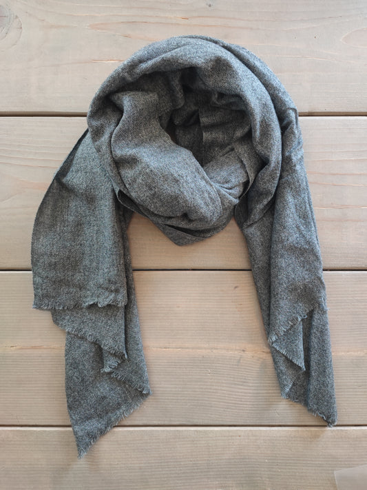Mykt grått kasjmirskjerf