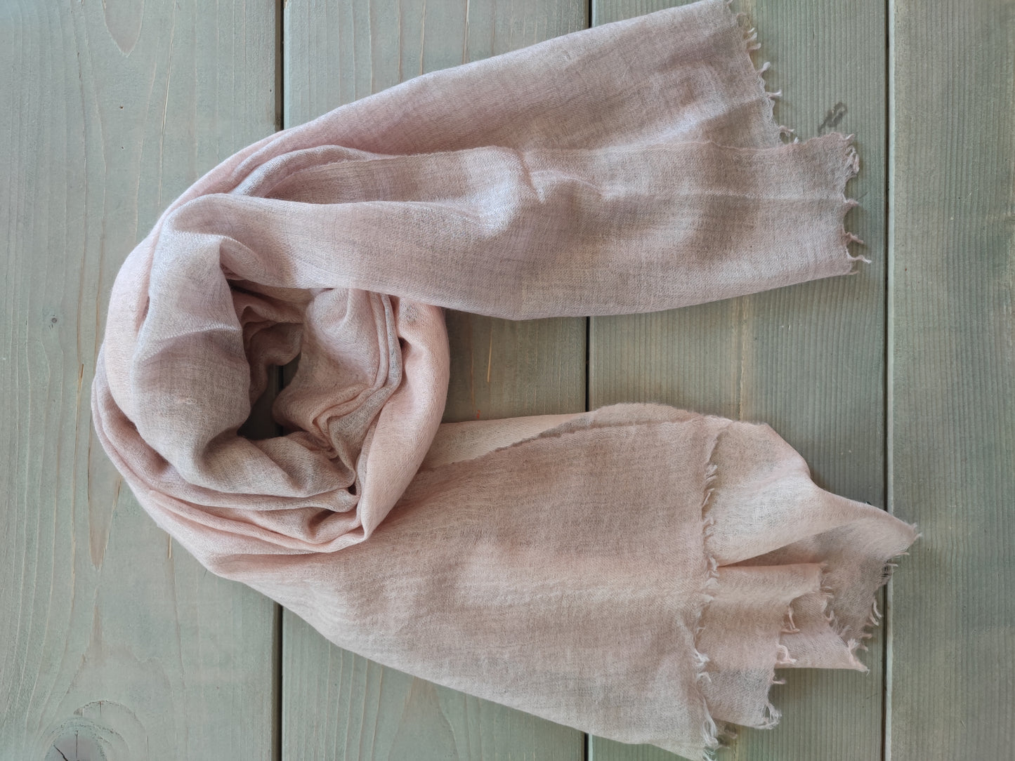 Mykt grått kasjmirskjerf